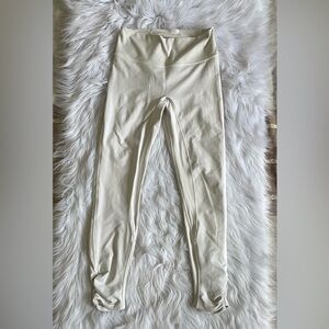 Lululemon leggings capri Cream